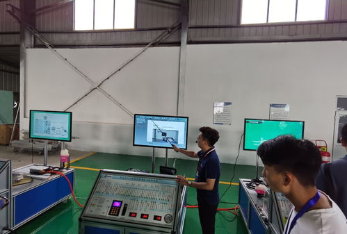 探訪和緒科技 智能網聯新能源汽車研發設備的實地交流之旅